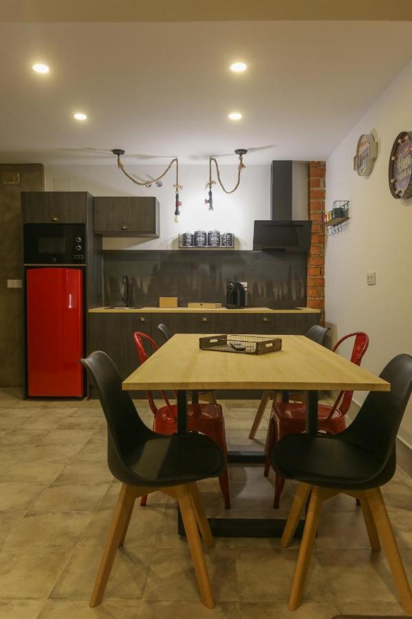 Ohana, Diseno Exclusivo Y Aparcamiento Gratuito A Pie De Calle Mérida Exteriör bild
