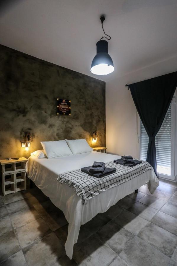 Ohana, Diseno Exclusivo Y Aparcamiento Gratuito A Pie De Calle Mérida Exteriör bild