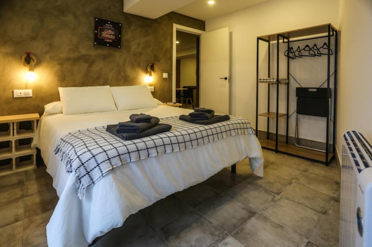 Ohana, Diseno Exclusivo Y Aparcamiento Gratuito A Pie De Calle Mérida Exteriör bild